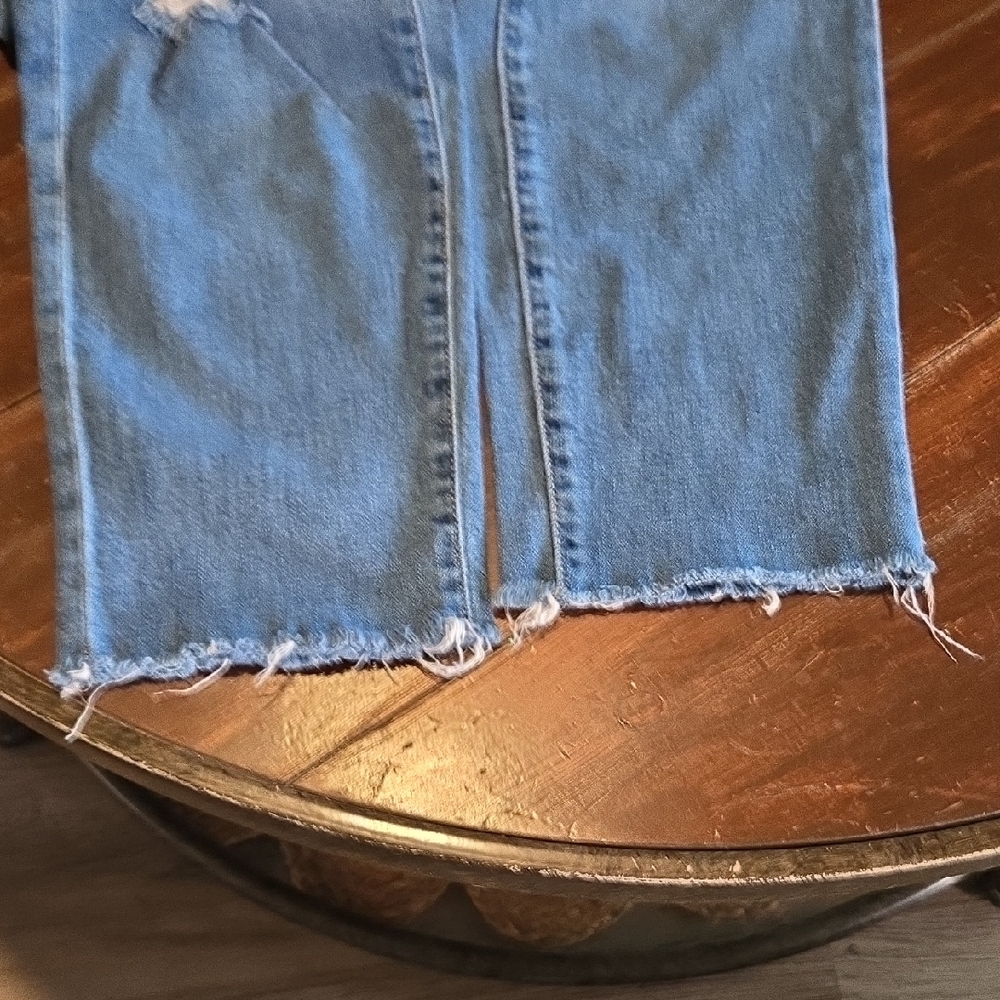 New York & Co. SOHO Distressed Light Blue Women's Skinny Jeans #938 - Picture 5 of 13